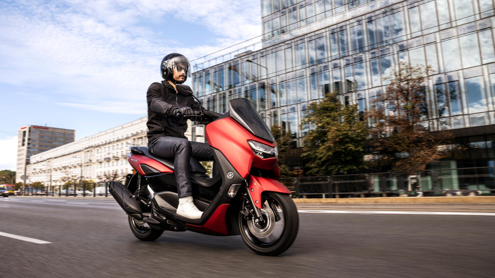 Yamaha Svela NMax 125 E D Elight 2021 Caratteristiche Foto Prezzi E