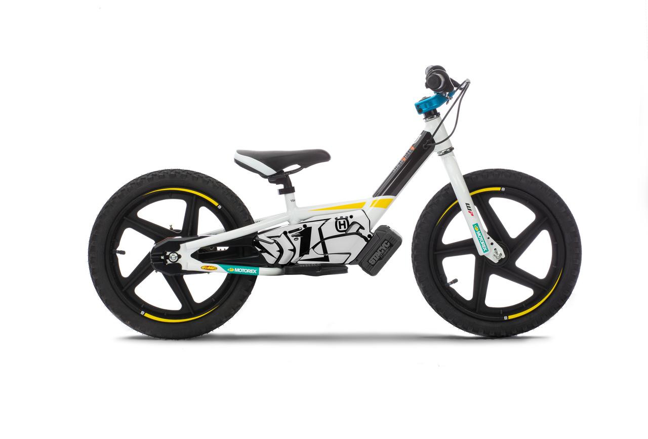 Husqvarna Ee Debutta La Nuova Balance Bike Elettrica Foto