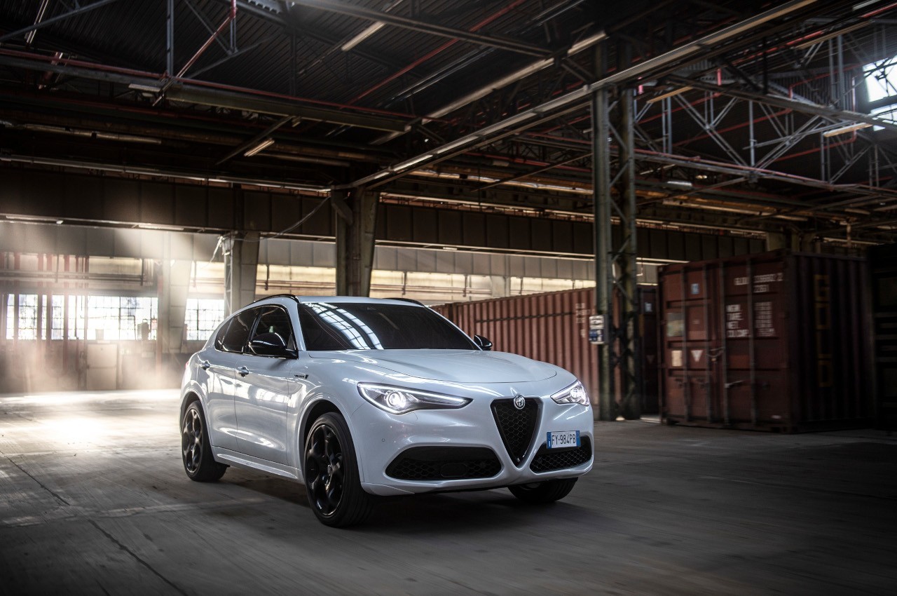 Alfa Romeo Giulia e Stelvio 2021: immagini ufficiali