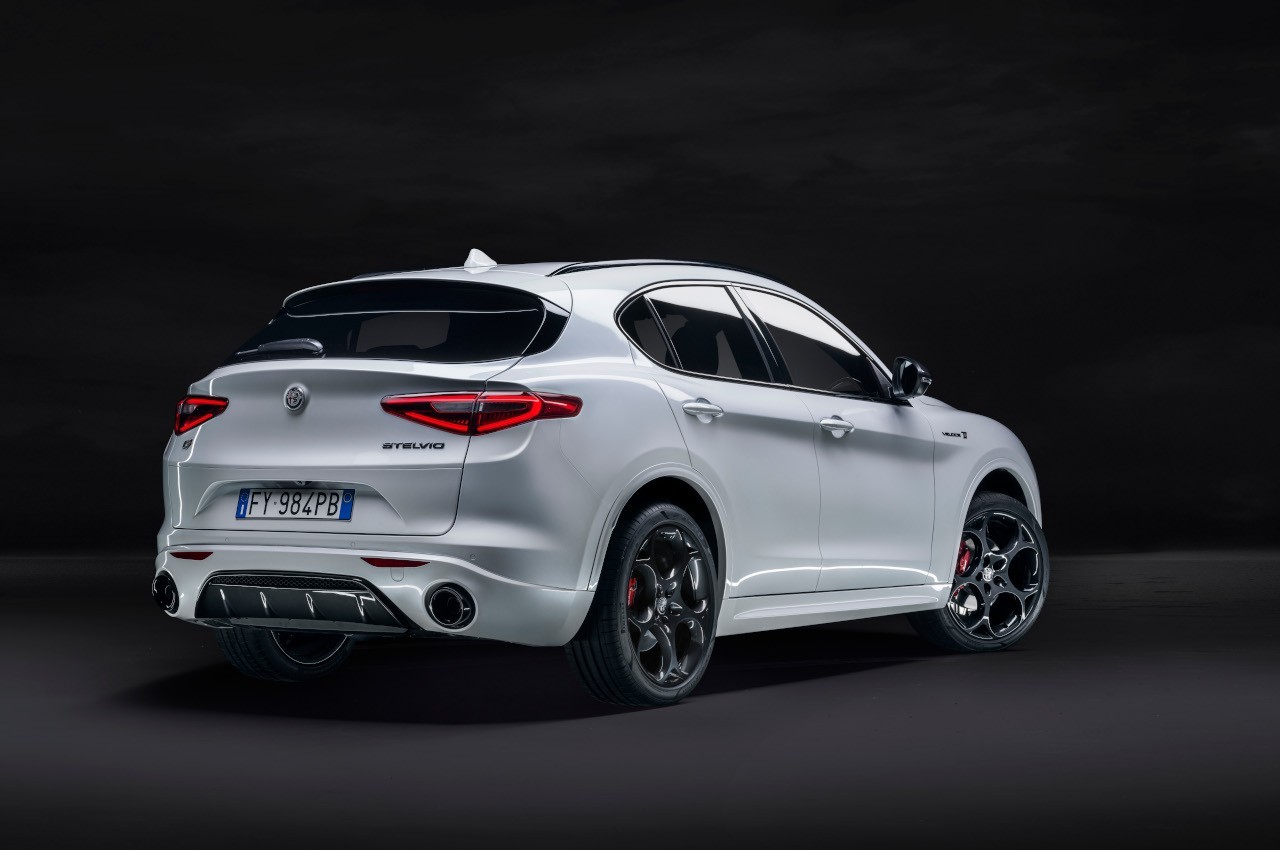 Alfa Romeo Giulia e Stelvio 2021: immagini ufficiali