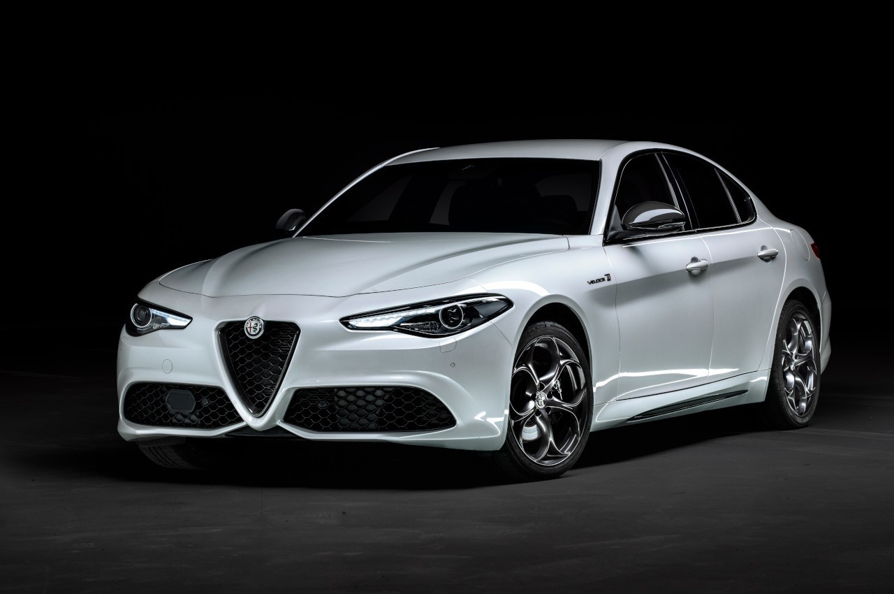 Alfa Romeo Giulia e Stelvio 2021: immagini ufficiali