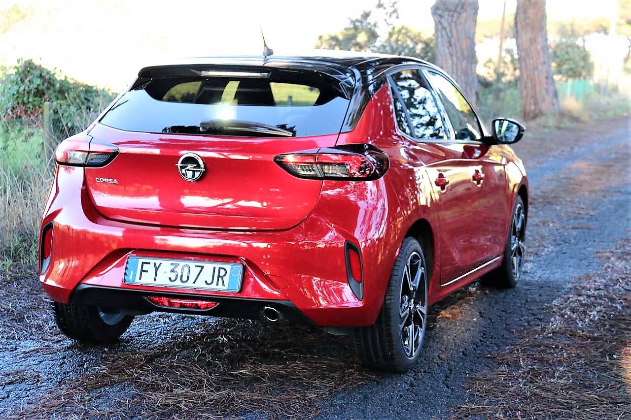 Opel Corsa 1.5 diesel GS Line: la prova su strada