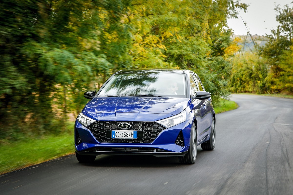 Nuova Hyundai i20: immagini ufficiali