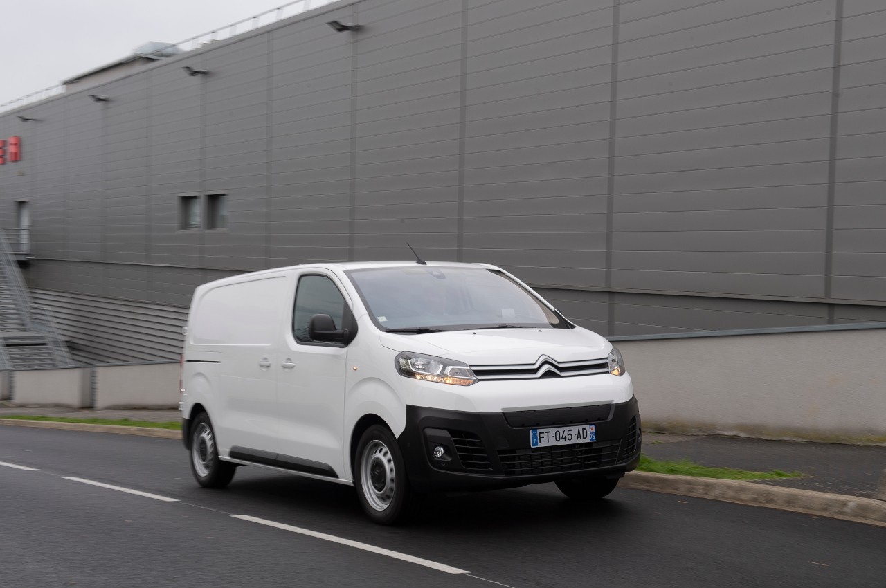 Citroen e-Jumpy 2021: nuove immagini ufficiali