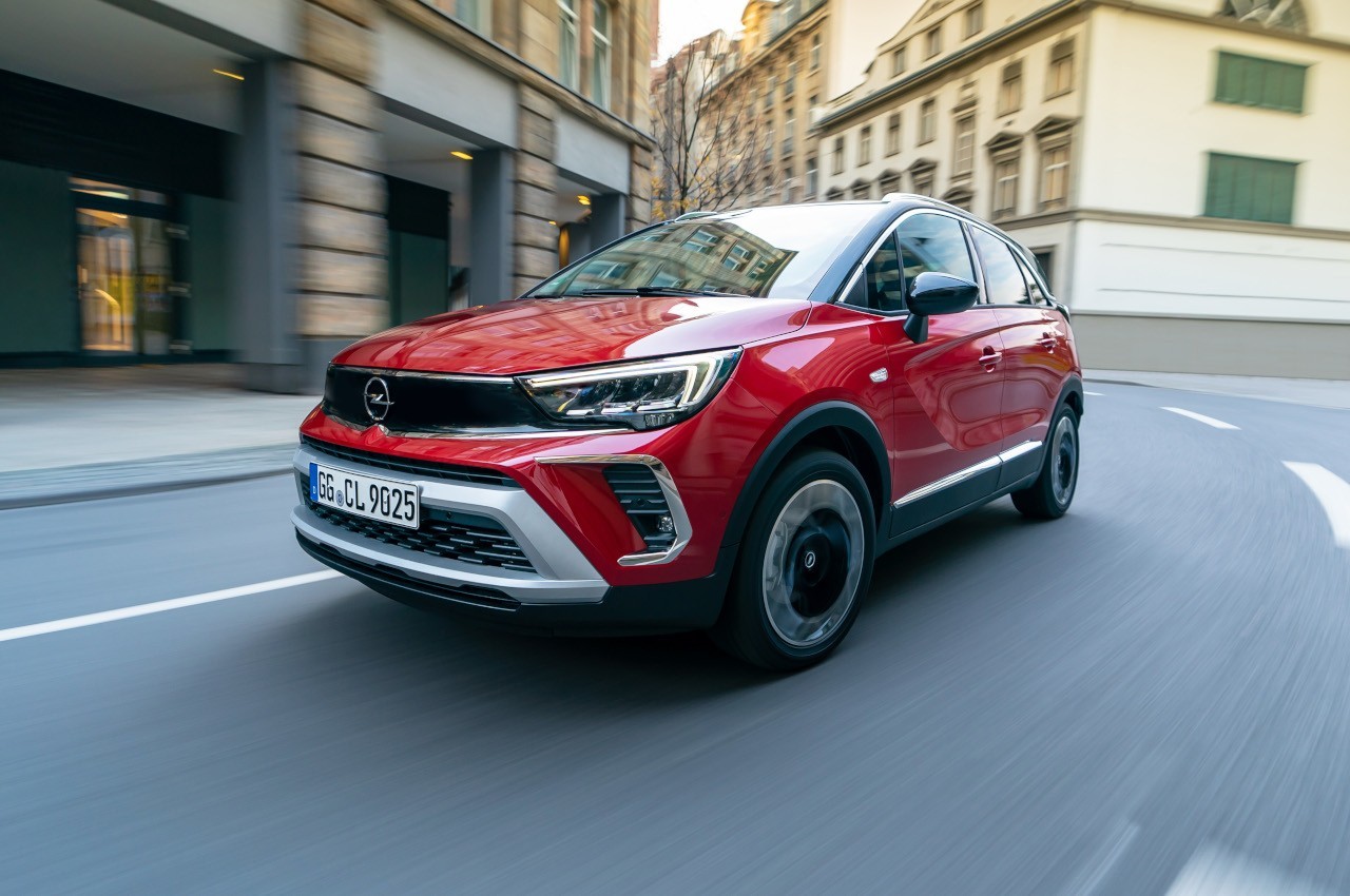 Opel Crossland 2021: nuove immagini ufficiali