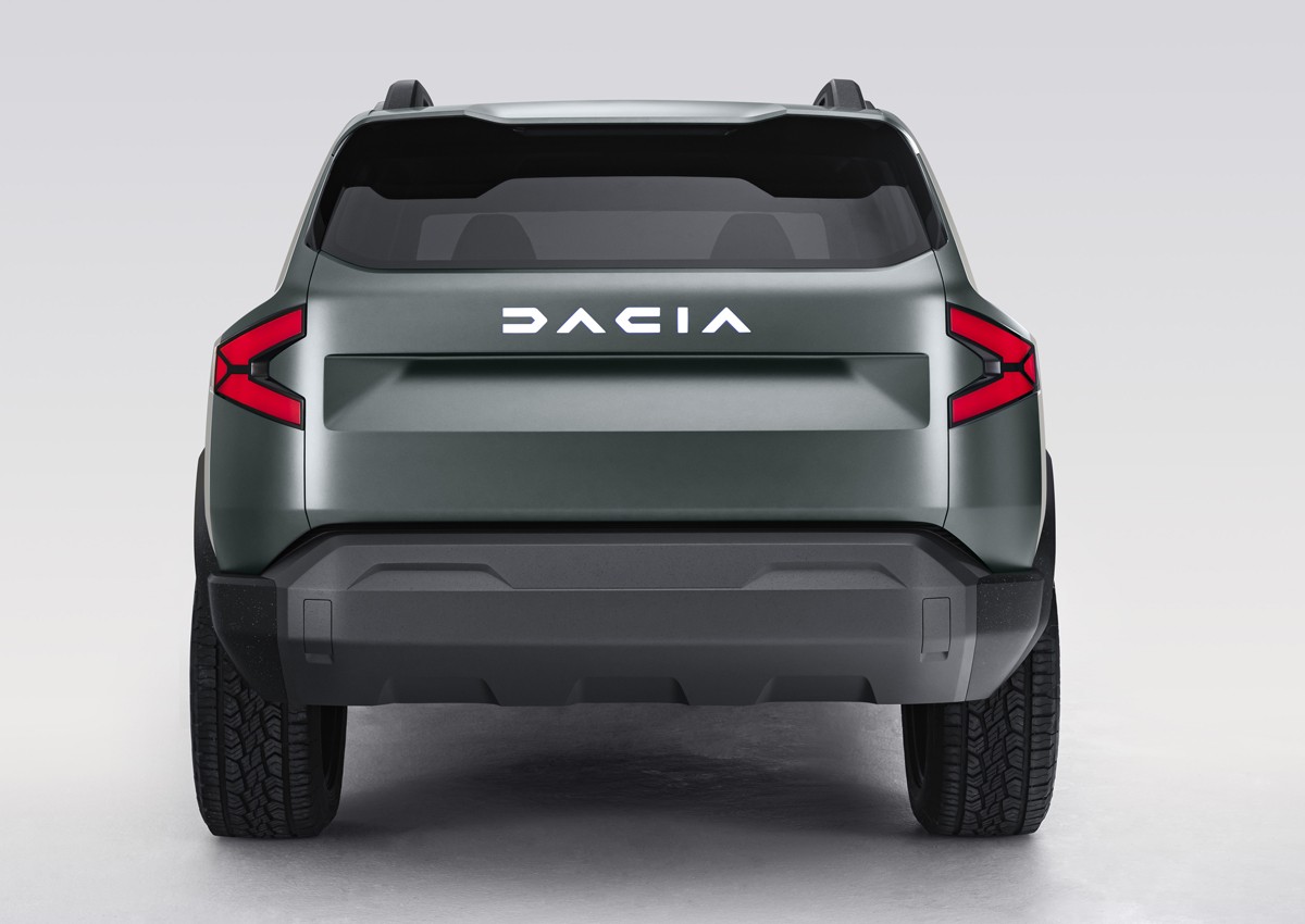 Dacia Bigster Concept: immagini ufficiali