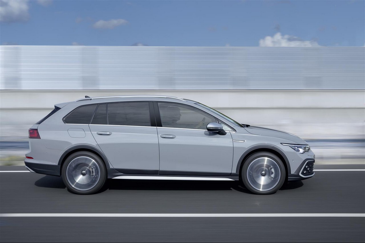 Volkswagen Golf Variant e Volkswagen Golf Alltrack 2021: immagini ufficiali