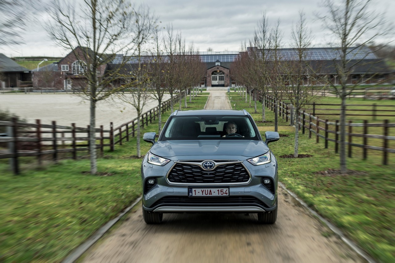 Toyota Highlander 2021: nuove immagini ufficiali