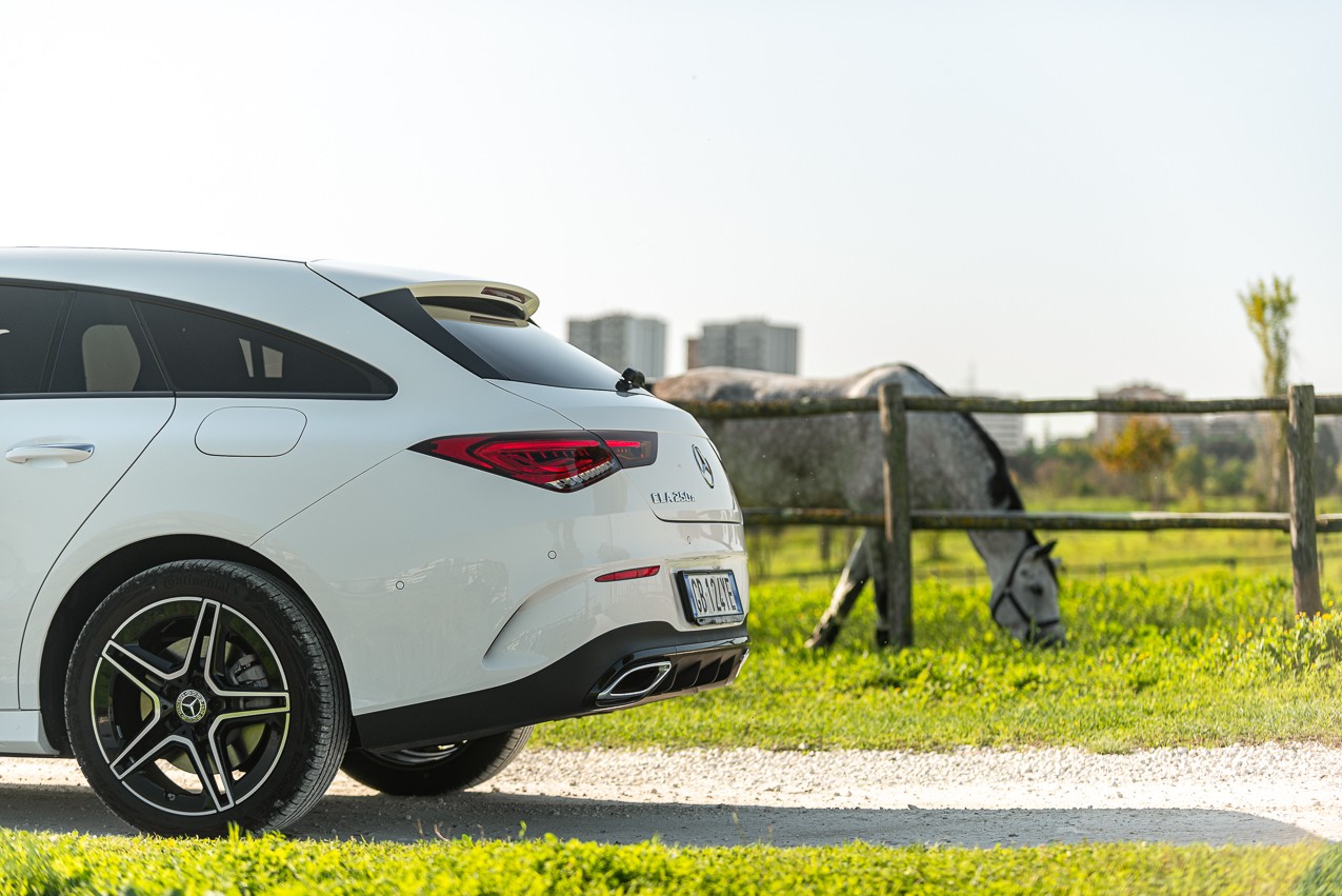 Mercedes Benz CLA Shooting Brake: la prova su strada