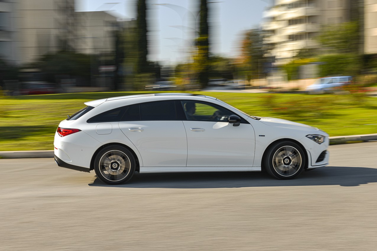 Mercedes Benz CLA Shooting Brake: la prova su strada