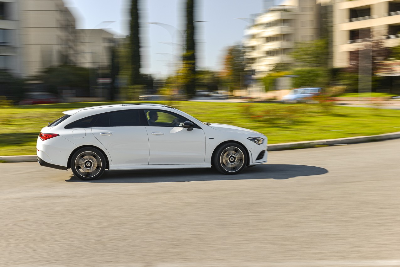 Mercedes Benz CLA Shooting Brake: la prova su strada