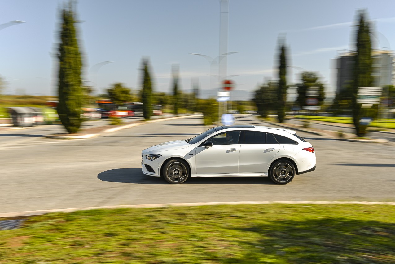 Mercedes Benz CLA Shooting Brake: la prova su strada