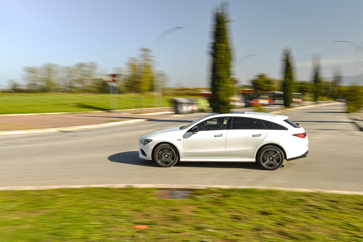 Mercedes Benz CLA Shooting Brake: la prova su strada