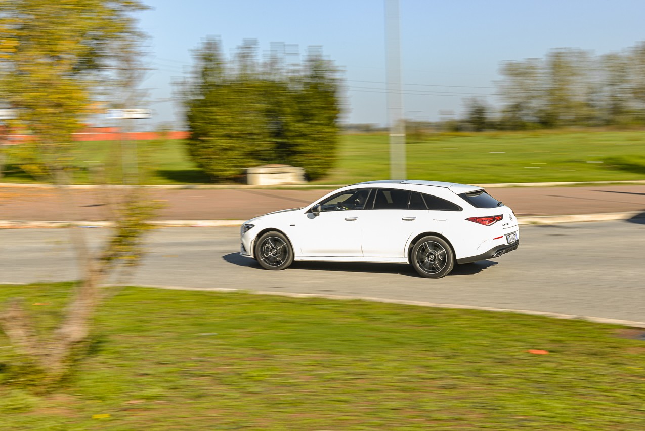 Mercedes Benz CLA Shooting Brake: la prova su strada