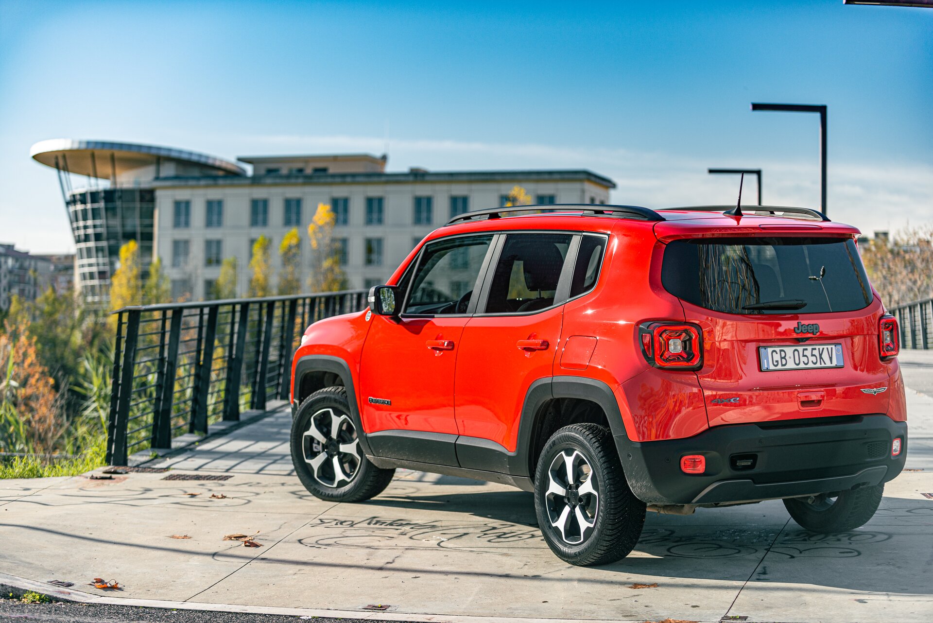 Jeep Renegade 4xe: la prova su strada