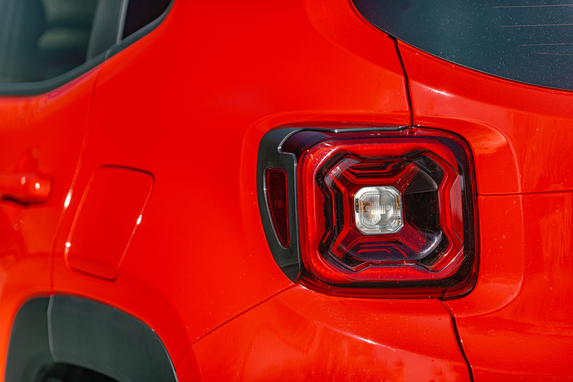 Jeep Renegade 4xe: la prova su strada