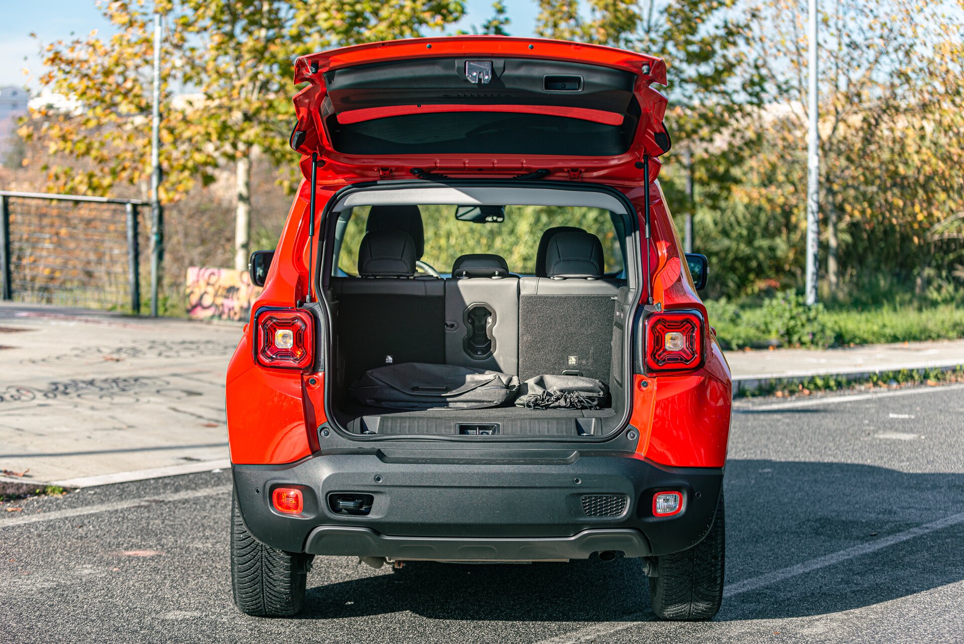 Jeep Renegade 4xe: la prova su strada