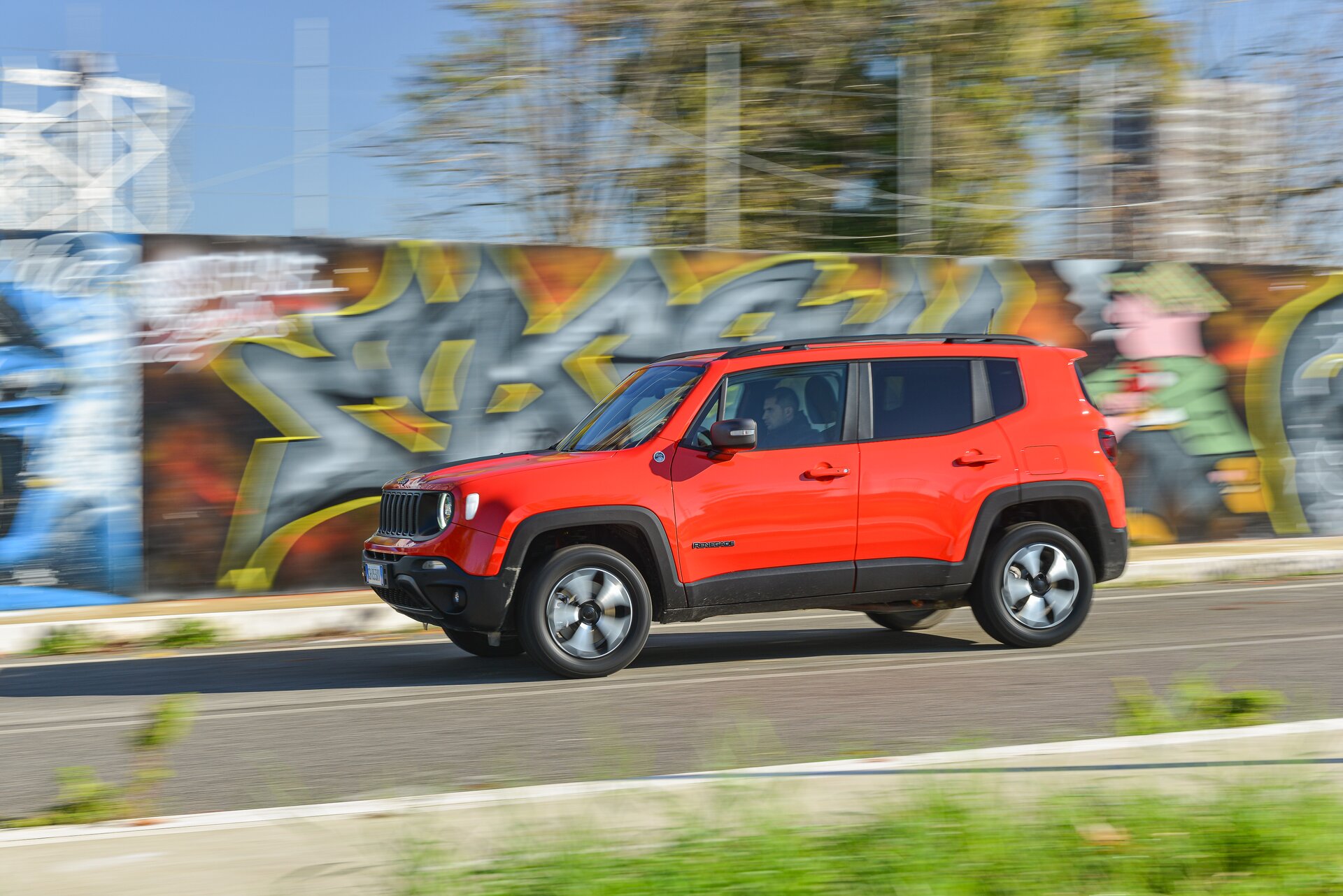 Jeep Renegade 4xe: la prova su strada