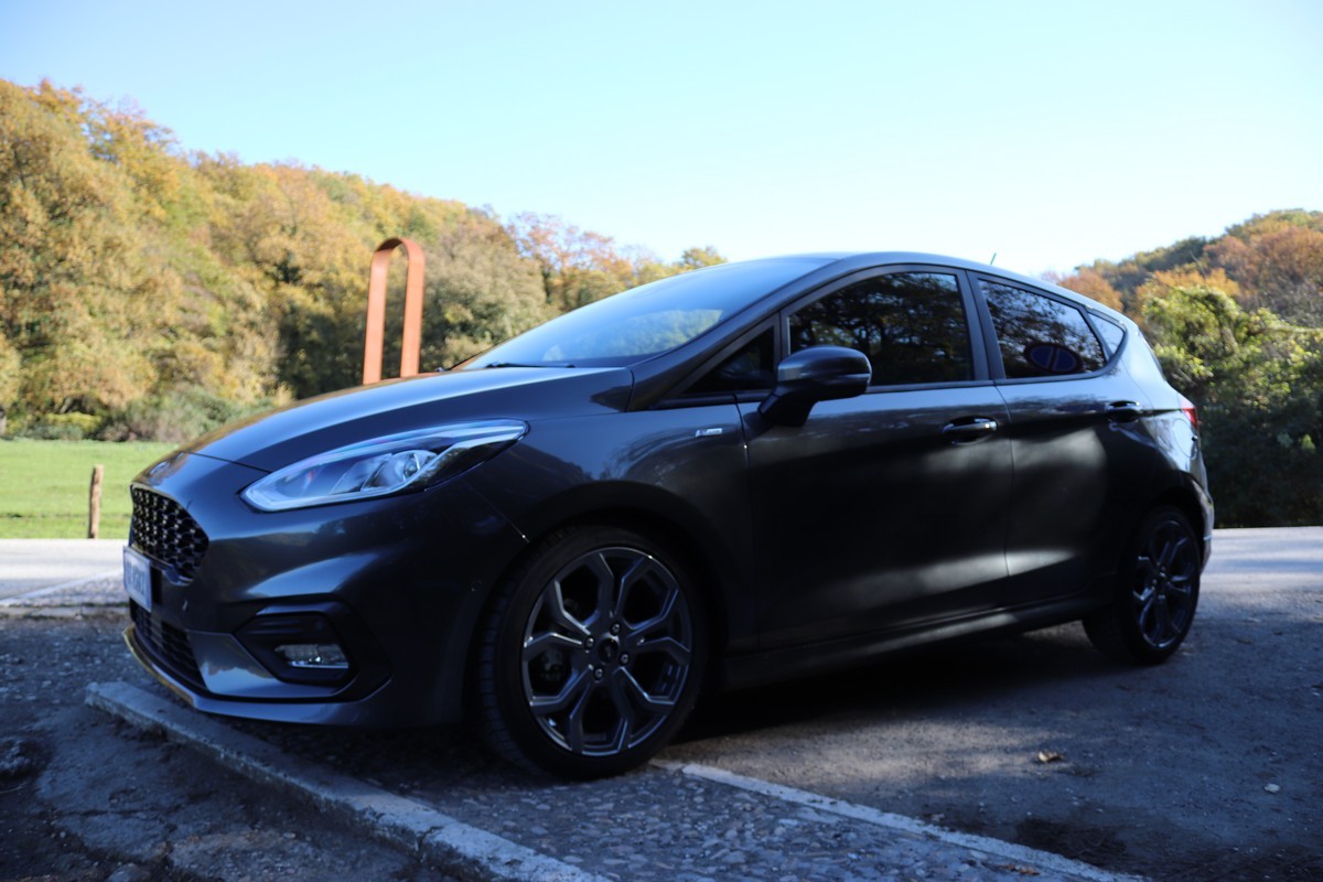 Ford Fiesta Hybrid ST-Line: la prova su strada