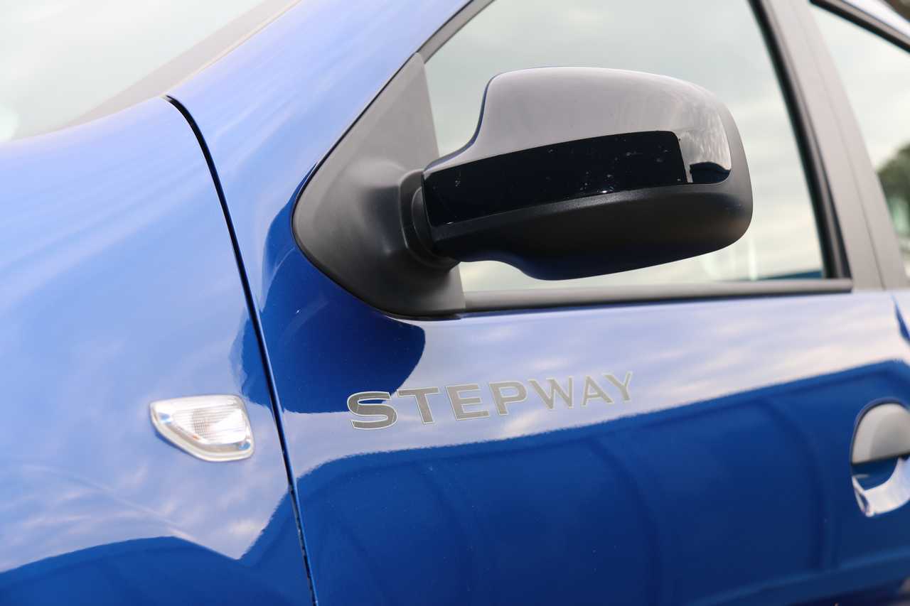 Dacia Sandero 1.0 TCe ECO-G Stepway 15th: la prova su strada