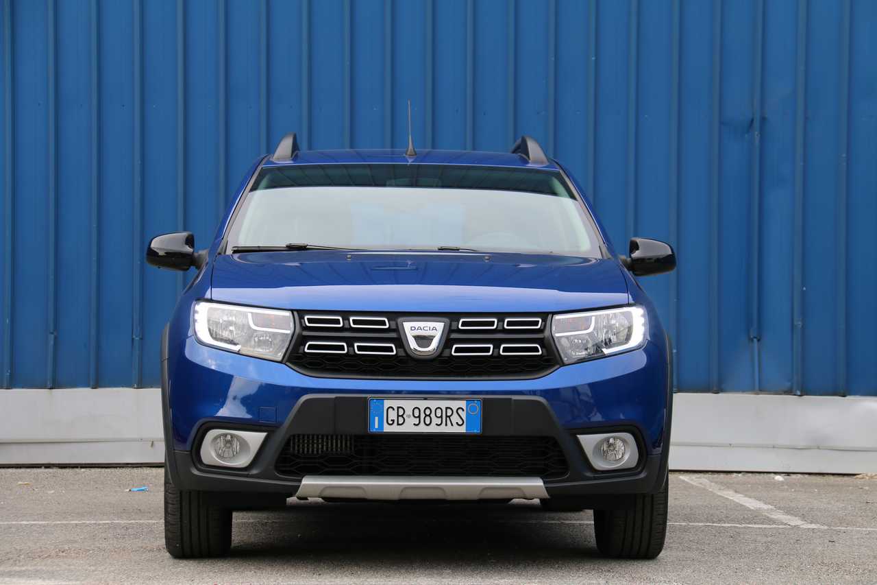 Dacia Sandero 1.0 TCe ECO-G Stepway 15th: la prova su strada