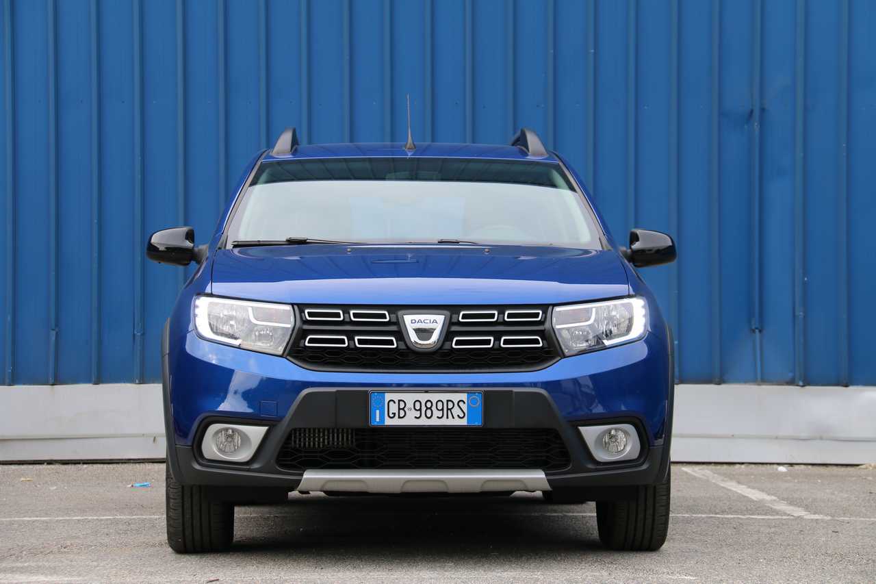 Dacia Sandero 1.0 TCe ECO-G Stepway 15th: la prova su strada