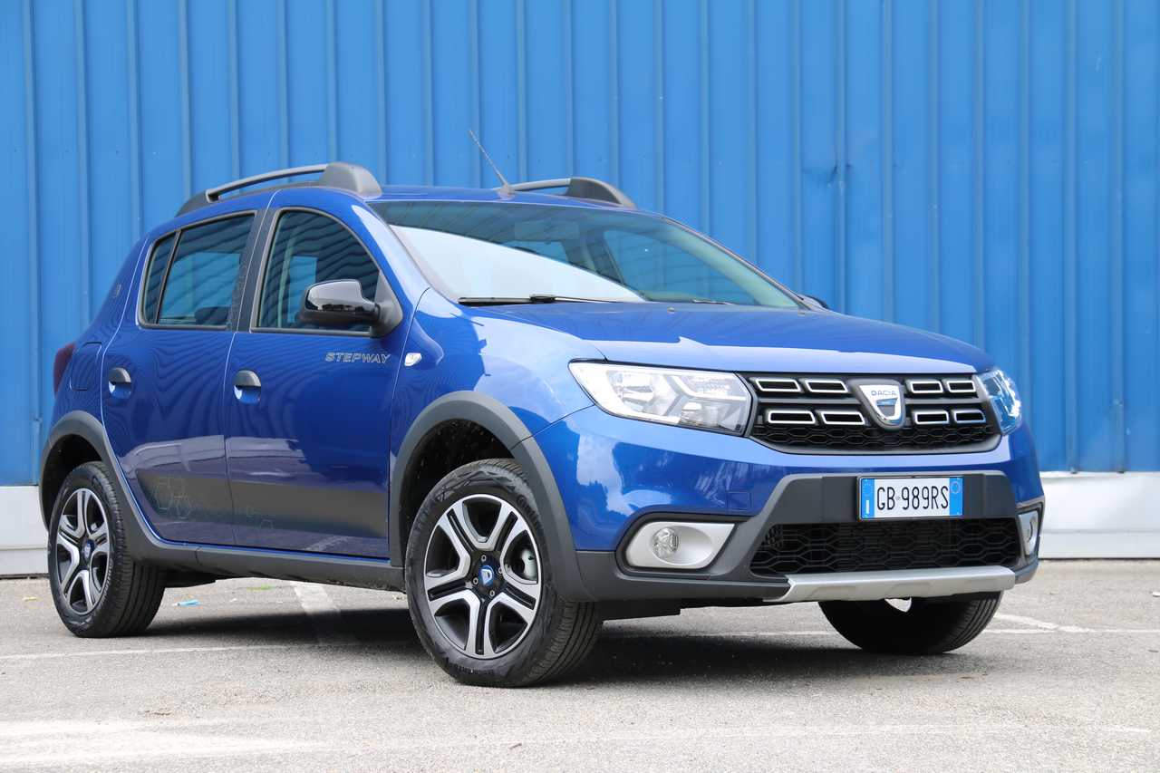 Dacia Sandero 1.0 TCe ECO-G Stepway 15th: la prova su strada