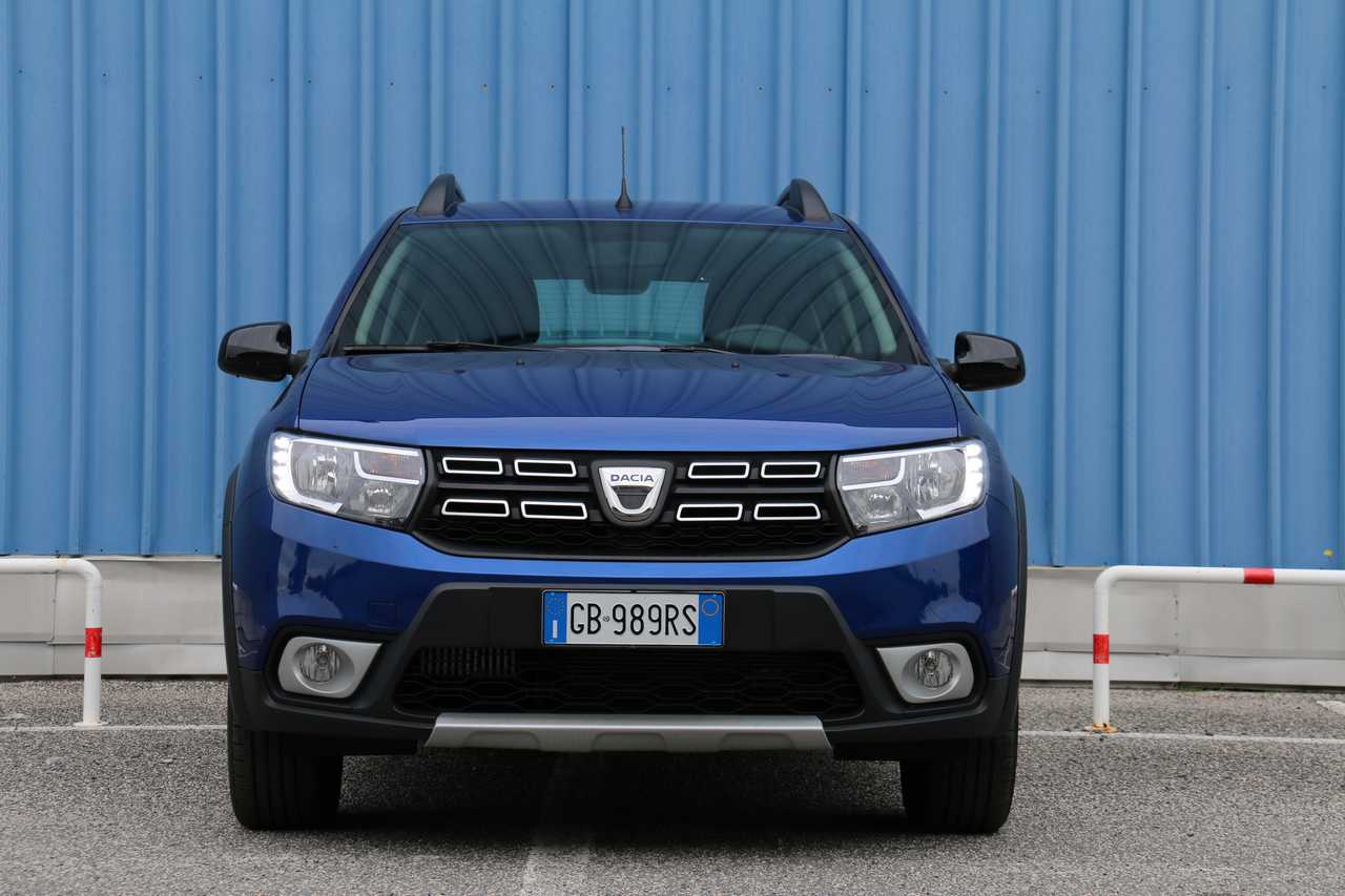 Dacia Sandero 1.0 TCe ECO-G Stepway 15th: la prova su strada