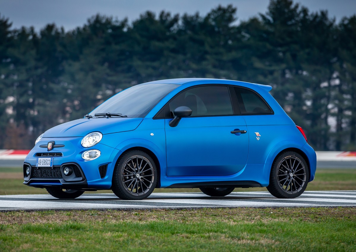 Abarth 595 MY 2021: immagini ufficiali