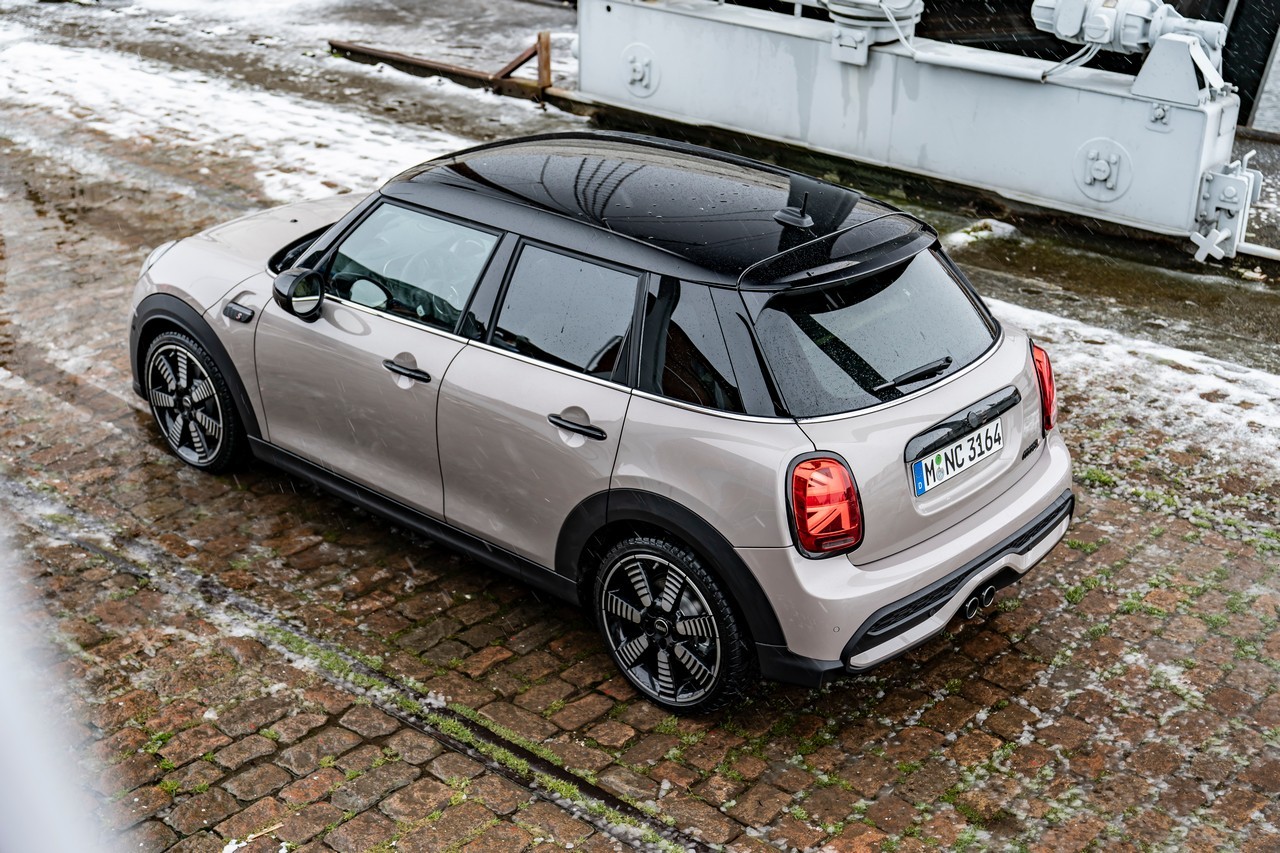 Mini 5 porte 2021: immagini ufficiali