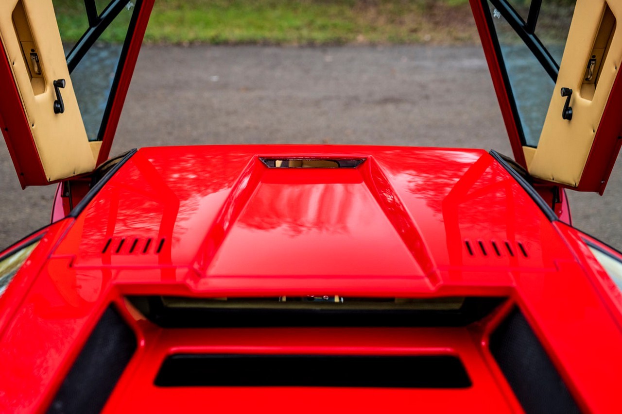 Lamborghini Countach LP400 all'asta