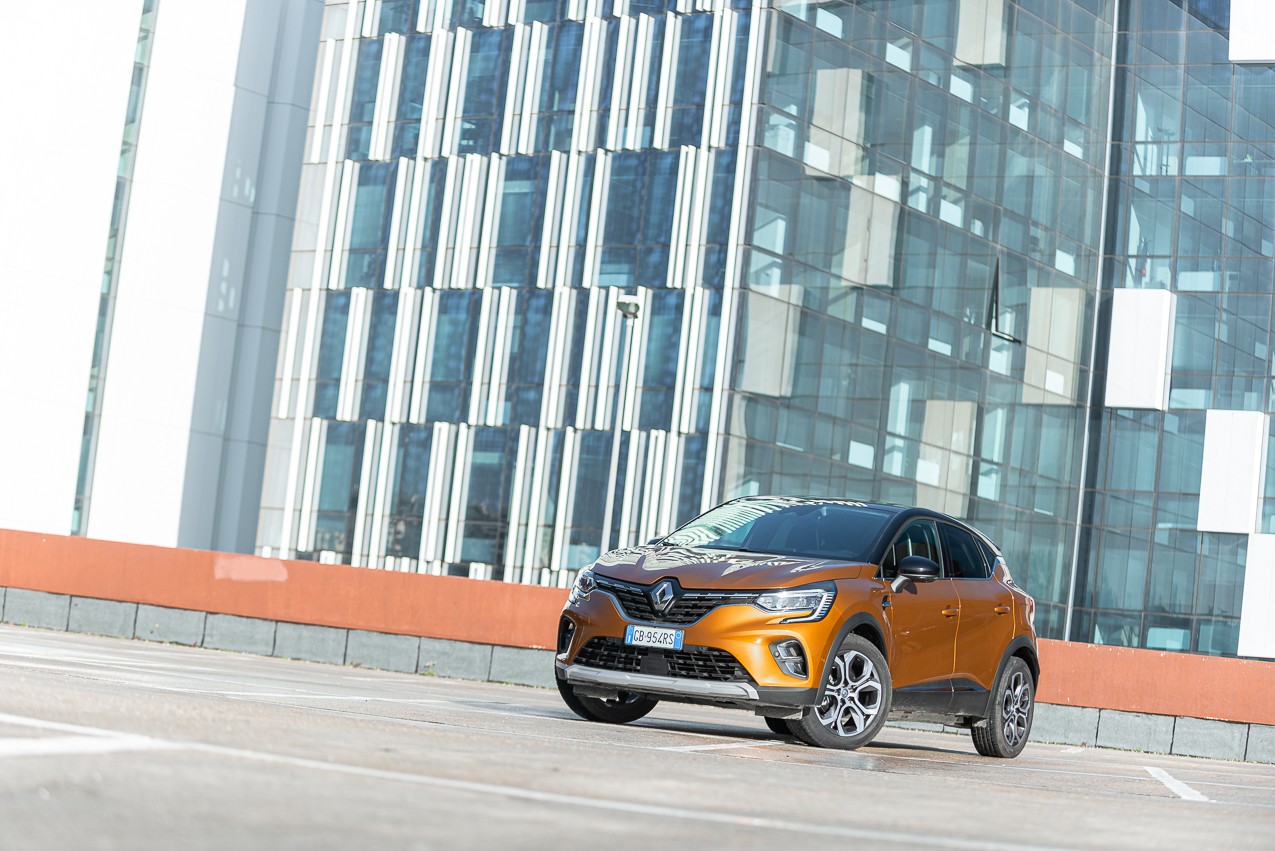 Renault Captur E-Tech Plug-in Hybrid: la prova su strada