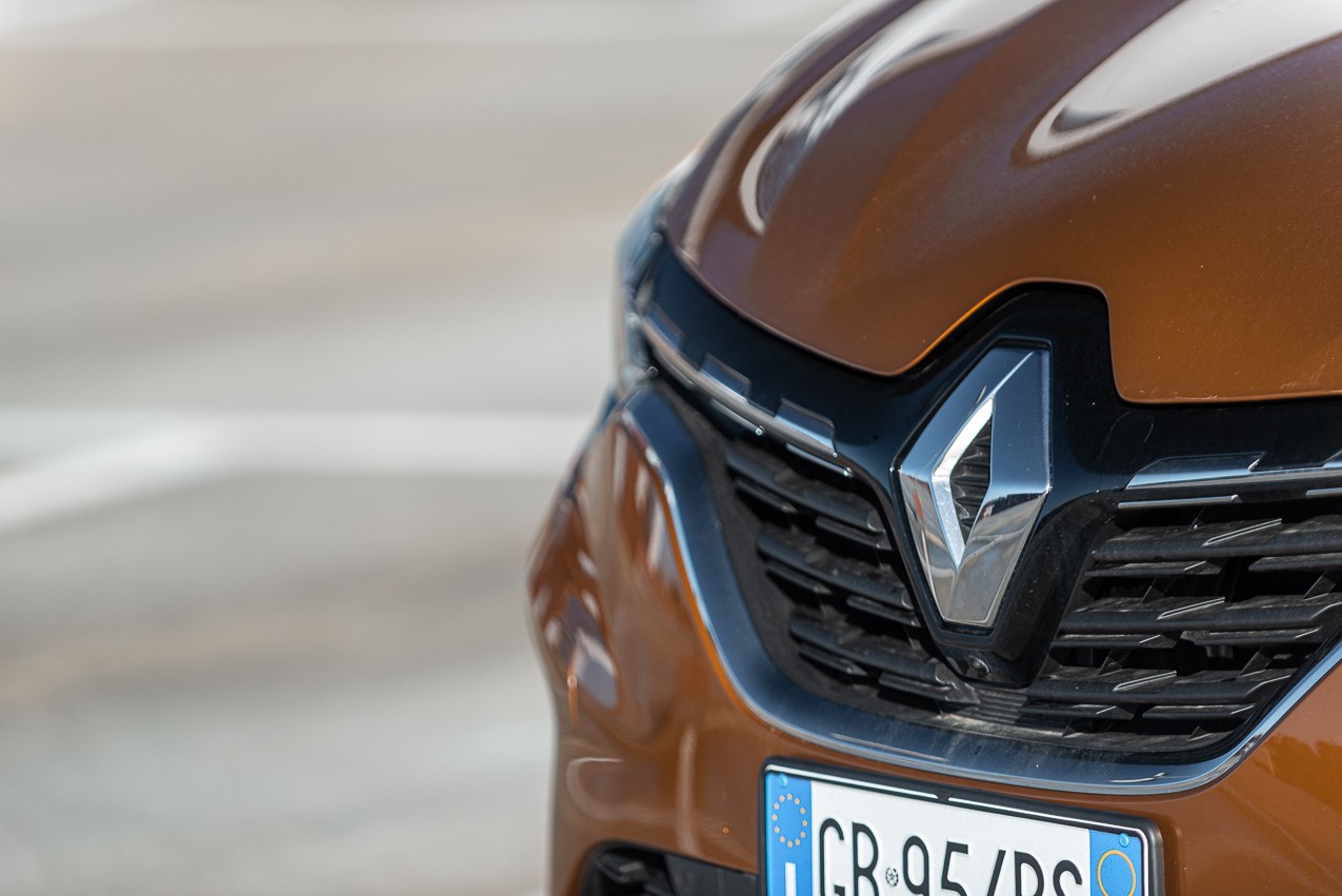 Renault Captur E-Tech Plug-in Hybrid: la prova su strada