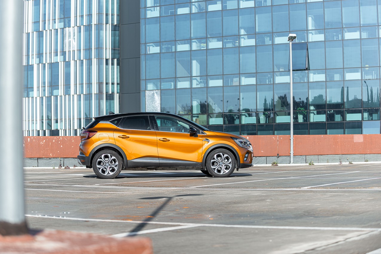 Renault Captur E-Tech Plug-in Hybrid: la prova su strada