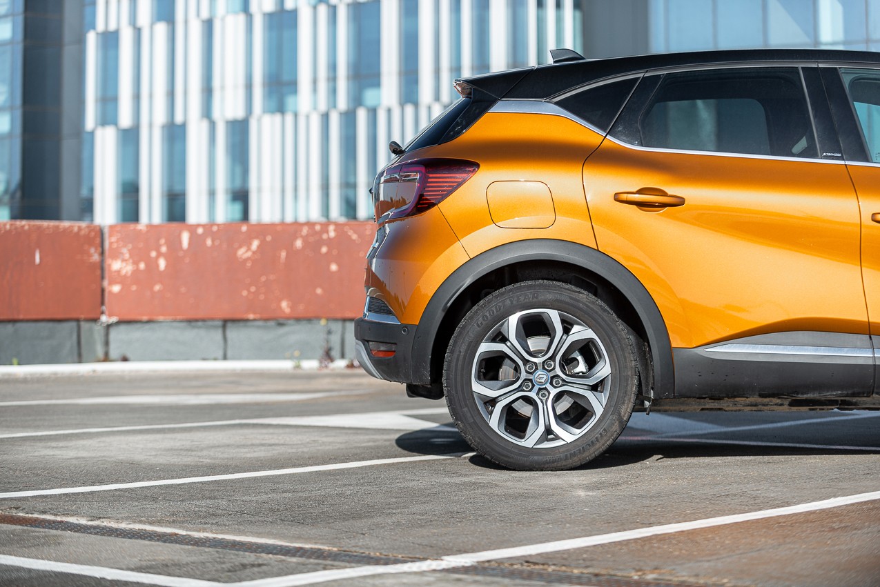 Renault Captur E-Tech Plug-in Hybrid: la prova su strada