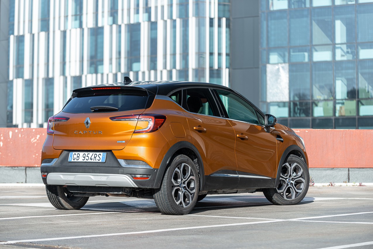 Renault Captur E-Tech Plug-in Hybrid: la prova su strada