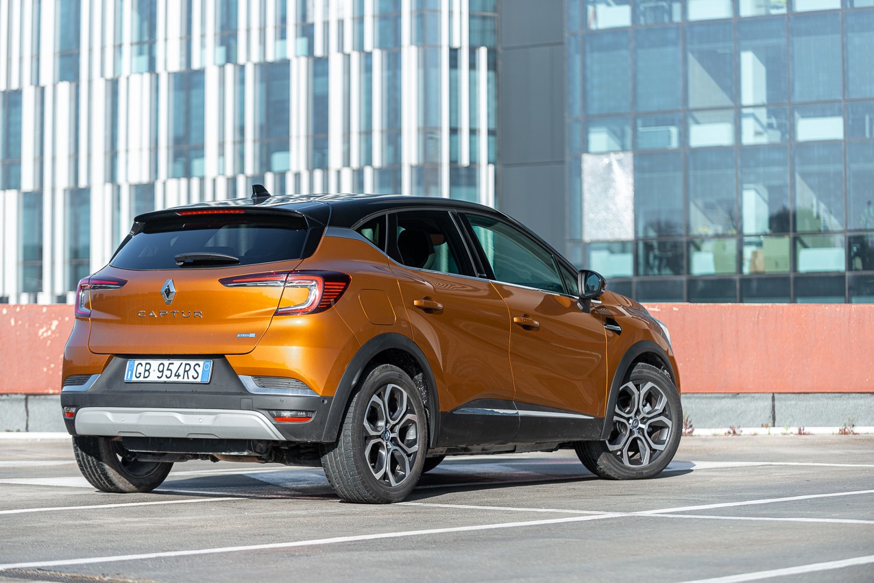 Renault Captur E-Tech Plug-in Hybrid: la prova su strada