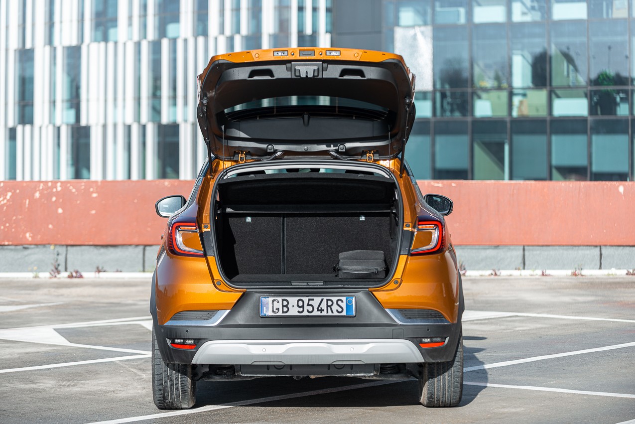 Renault Captur E-Tech Plug-in Hybrid: la prova su strada