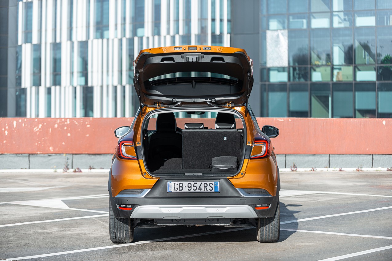 Renault Captur E-Tech Plug-in Hybrid: la prova su strada