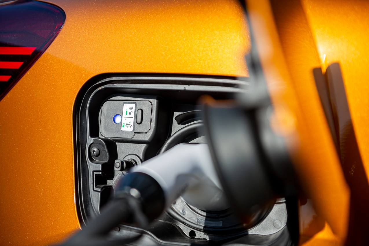 Renault Captur E-Tech Plug-in Hybrid: la prova su strada