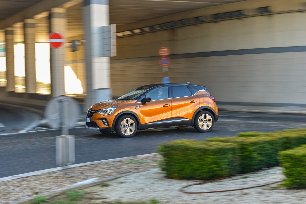 Renault Captur E-Tech Plug-in Hybrid: la prova su strada