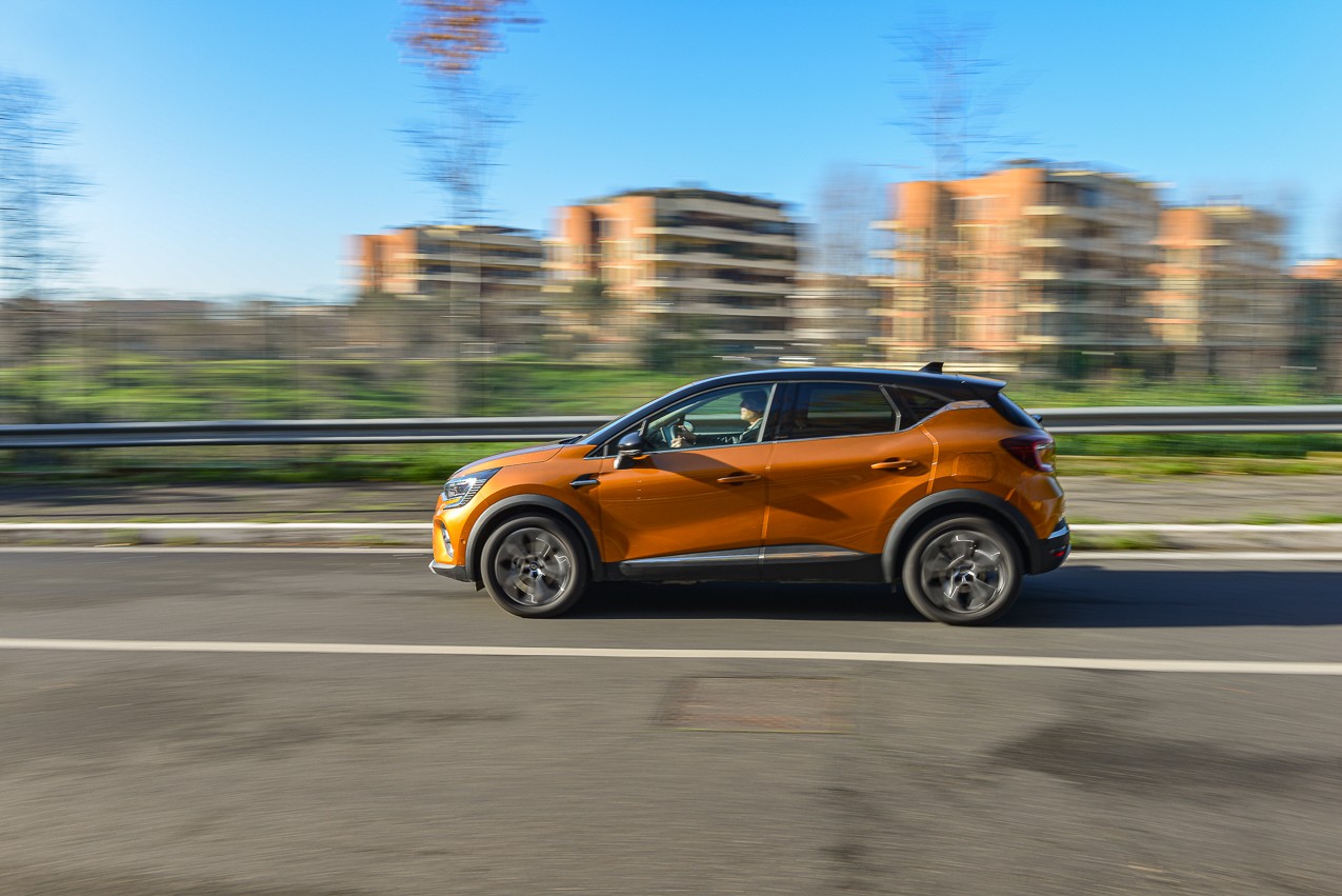 Renault Captur E-Tech Plug-in Hybrid: la prova su strada