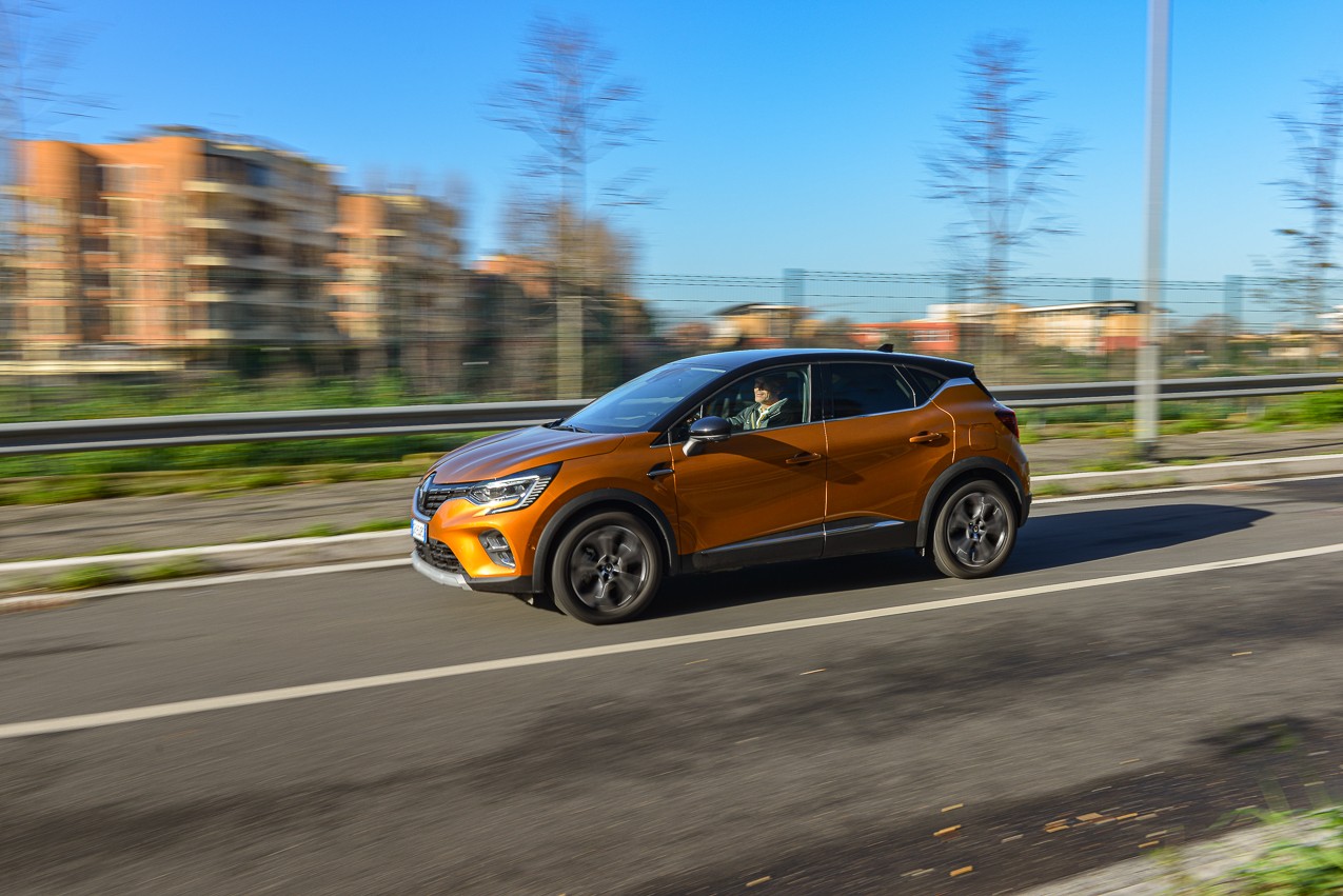 Renault Captur E-Tech Plug-in Hybrid: la prova su strada