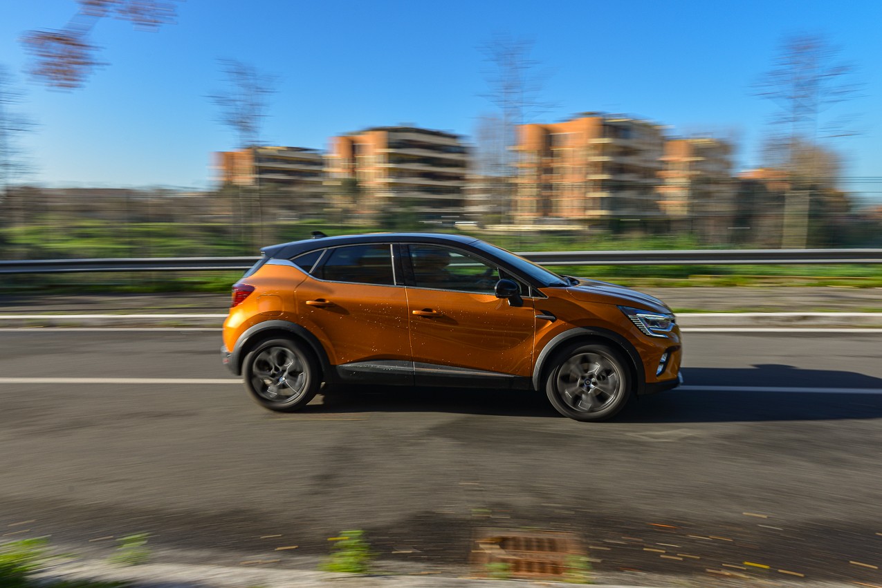 Renault Captur E-Tech Plug-in Hybrid: la prova su strada