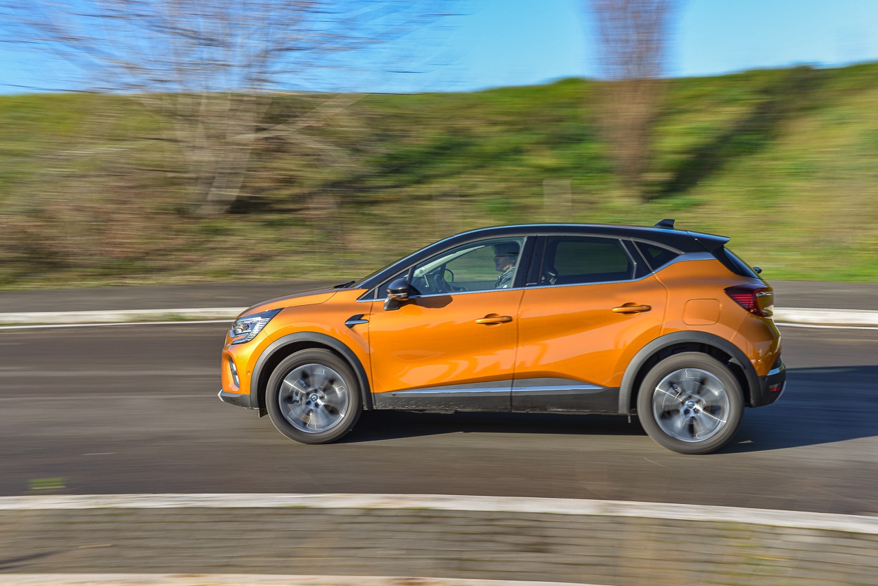 Renault Captur E-Tech Plug-in Hybrid: la prova su strada