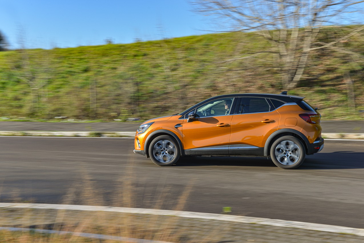 Renault Captur E-Tech Plug-in Hybrid: la prova su strada