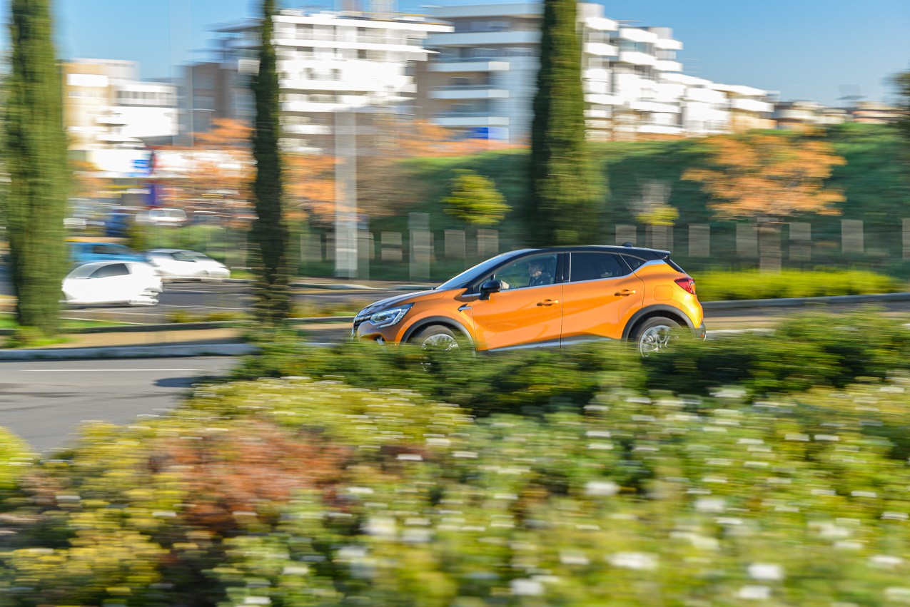 Renault Captur E-Tech Plug-in Hybrid: la prova su strada