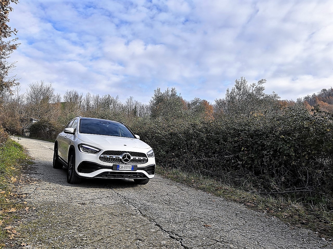 Mercedes-Benz GLA 250e: prova su strada