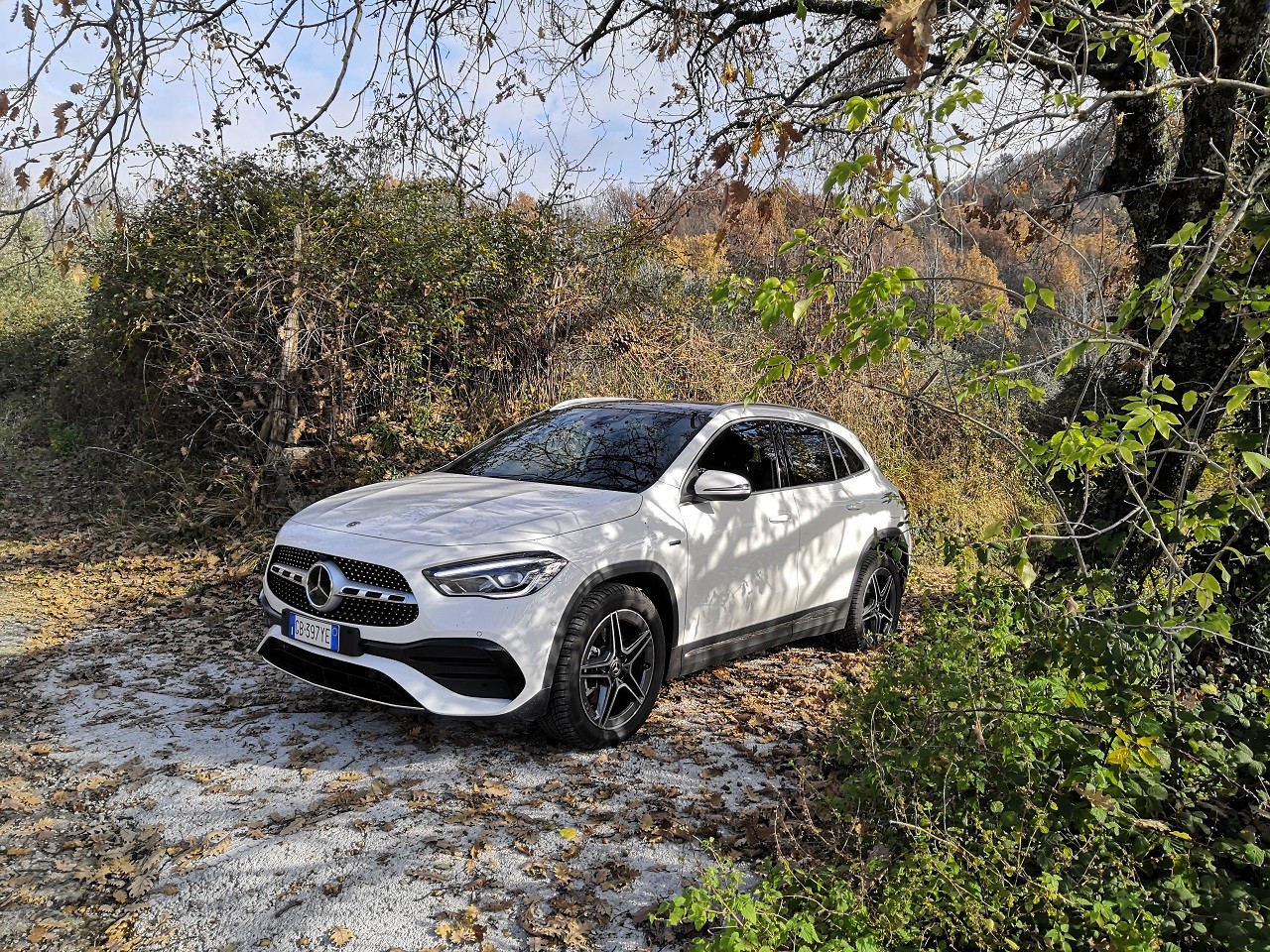 Mercedes-Benz GLA 250e: prova su strada