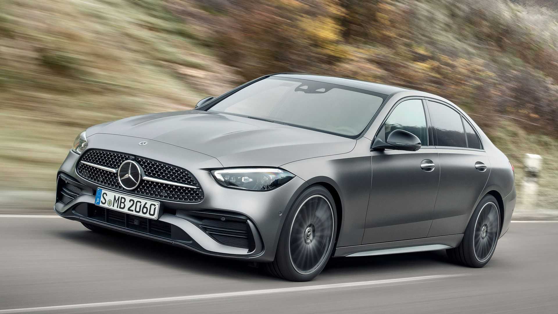 Nuova Mercedes Classe C 2021: le immagini ufficiali